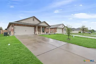 5647 Stonehaven Dr, Temple, TX 76502 - Photo 2