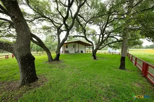 104 Longhorn Rd, Stockdale, TX 78160 - Photo 2