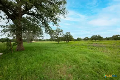 104 Longhorn Road, Stockdale, TX 78160 - Photo 32