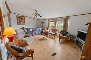 104 Longhorn Rd, Stockdale, TX 78160 - Photo 10