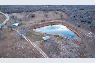 104 Longhorn Road, Stockdale, TX 78160 - Photo 4