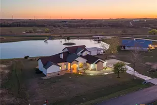 925 River Ranch Cir, Martindale, TX 78655 - Photo 40