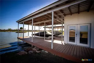 925 River Ranch Cir, Martindale, TX 78655 - Photo 10