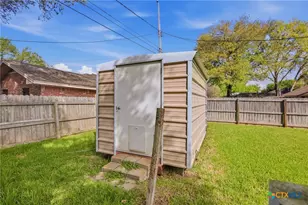 205 Westchester Dr, Victoria, TX 77904 - Photo 26