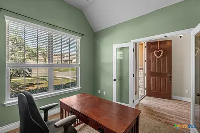 1082 Cedar Glen Drive, New Braunfels, TX 78132 - Photo 6