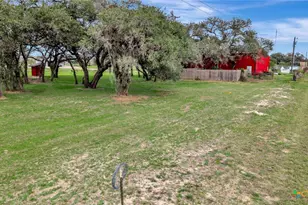 201 Stone Oak Dr, Inez, TX 77968 - Photo 40