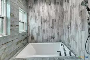 201 Stone Oak Dr, Inez, TX 77968 - Photo 20