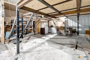 201 Stone Oak Dr, Inez, TX 77968 - Photo 32