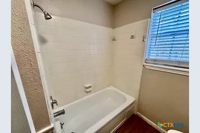 1006 Mc Lane, Victoria, TX 77904 - Photo 12