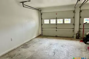 1006 Mc Ln, Victoria, TX 77904 - Photo 16