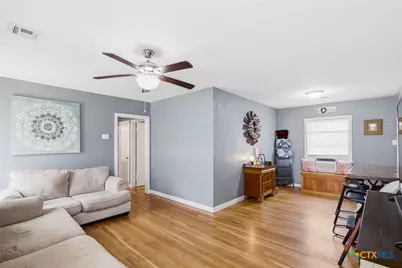 2011 E Crestwood Drive, Victoria, TX 77901 - Photo 6