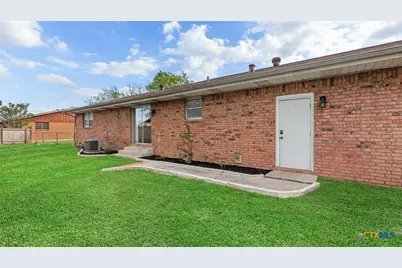 273 Meadow Avenue, New Braunfels, TX 78130 - Photo 26