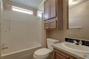 809 Crest Ct, Copperas Cove, TX 76522 - Photo 18