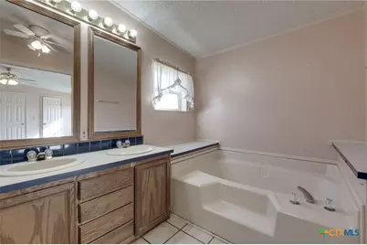 809 Crest Ct, Copperas Cove, TX 76522 - Photo 16