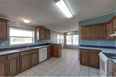 809 Crest Ct, Copperas Cove, TX 76522 - Photo 8