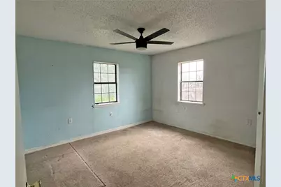 104 E Elms Road, Killeen, TX 76542 - Photo 12