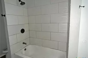 104 E Elms Rd, Killeen, TX 76542 - Photo 14