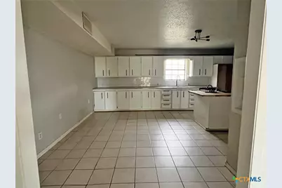 104 E Elms Road, Killeen, TX 76542 - Photo 4