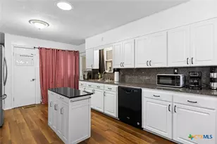 404 Oak St, Copperas Cove, TX 76522 - Photo 18