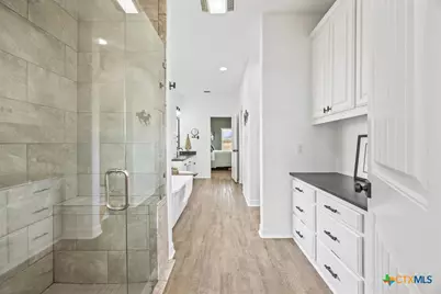 475 County Road 240, Gonzales, TX 78629 - Photo 18