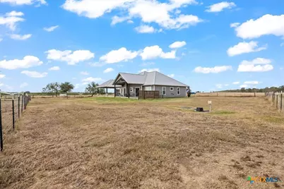 475 County Road 240, Gonzales, TX 78629 - Photo 30