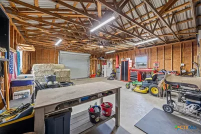 475 County Road 240, Gonzales, TX 78629 - Photo 32