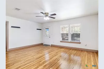 164 Ferguson Street, New Braunfels, TX 78130 - Photo 8
