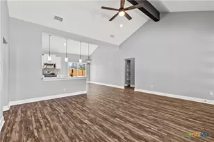 209 Troell St, Seguin, TX 78155 - Photo 6