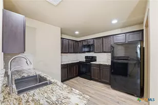 1306 Fern Ct, Gonzales, TX 78629 - Photo 6