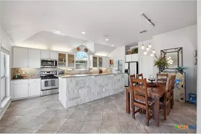 1701 Charter Oak Drive, Canyon Lake, TX 78133 - Photo 4