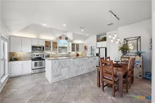 1701 Charter Oak Dr, Canyon Lake, TX 78133 - Photo 4