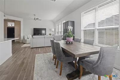 708 Willowbrook, New Braunfels, TX 78130 - Photo 4