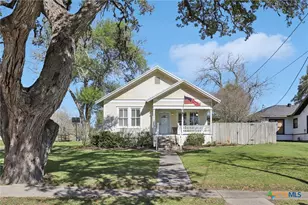 108 Kroschel St, Hallettsville, TX 77964 - Photo 42