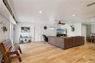 108 Kroschel St, Hallettsville, TX 77964 - Photo 32