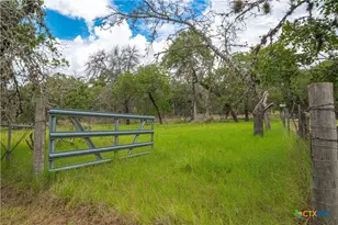 2981 Vivroux Ranch Rd, Seguin, TX 78155 - Photo 12