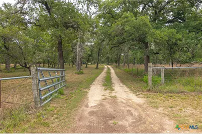 2981 Vivroux Ranch Road, Seguin, TX 78155 - Photo 42