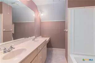 2981 Vivroux Ranch Rd, Seguin, TX 78155 - Photo 36