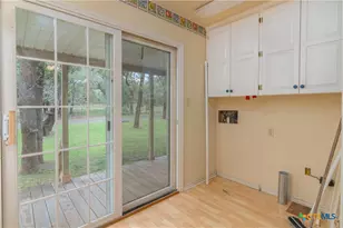 2981 Vivroux Ranch Rd, Seguin, TX 78155 - Photo 30