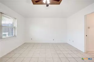 210 Paula St, Copperas Cove, TX 76522 - Photo 12