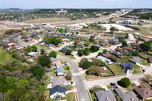 210 Paula St, Copperas Cove, TX 76522 - Photo 32