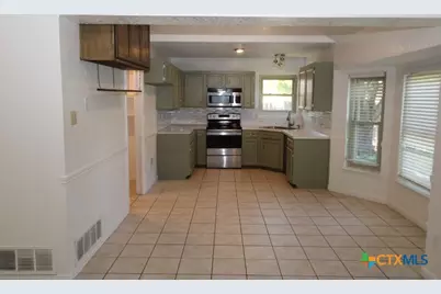 210 Paula Street, Copperas Cove, TX 76522 - Photo 6