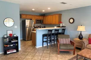 730 E Mather St, New Braunfels, TX 78130 - Photo 6