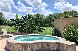 730 E Mather St, New Braunfels, TX 78130 - Photo 20