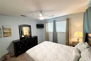 730 E Mather St, New Braunfels, TX 78130 - Photo 10