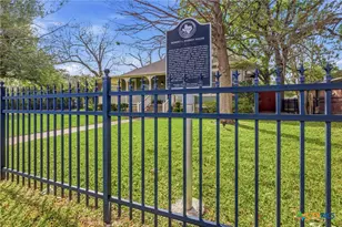 801 N Craig St, Victoria, TX 77901 - Photo 16