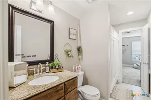 801 N Craig St, Victoria, TX 77901 - Photo 20