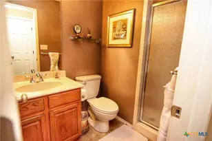 730 E Mather St, New Braunfels, TX 78130 - Photo 24