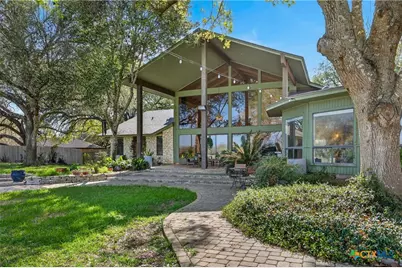 201 S Contour Drive, Gonzales, TX 78629 - Photo 42