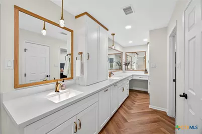 201 S Contour Drive, Gonzales, TX 78629 - Photo 34