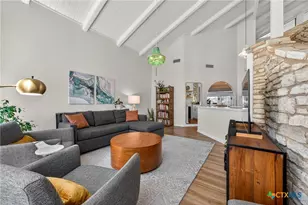 201 S Contour Dr, Gonzales, TX 78629 - Photo 6